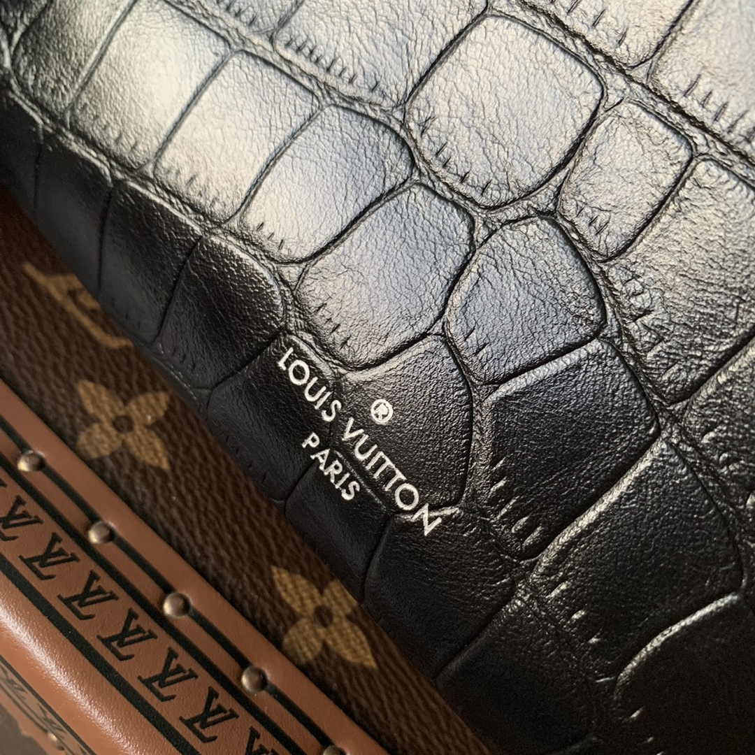 Louis Vuitton Slim Trunk M25445 Black Crocodile leather - Default Title - View 7