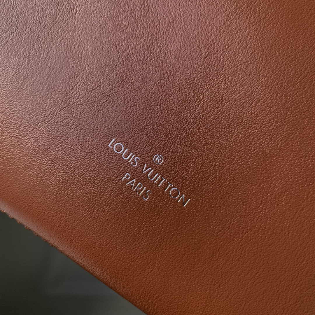 Louis Vuitton Slim Trunk M25445 Brown Calf leather - Default Title - View 7
