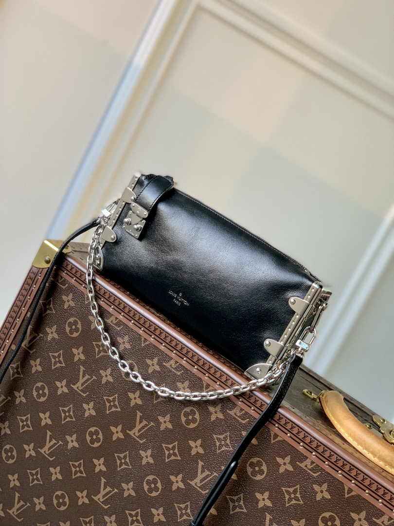 Louis Vuitton Slim Trunk M25445 Black Calf leather - Default Title - View 4