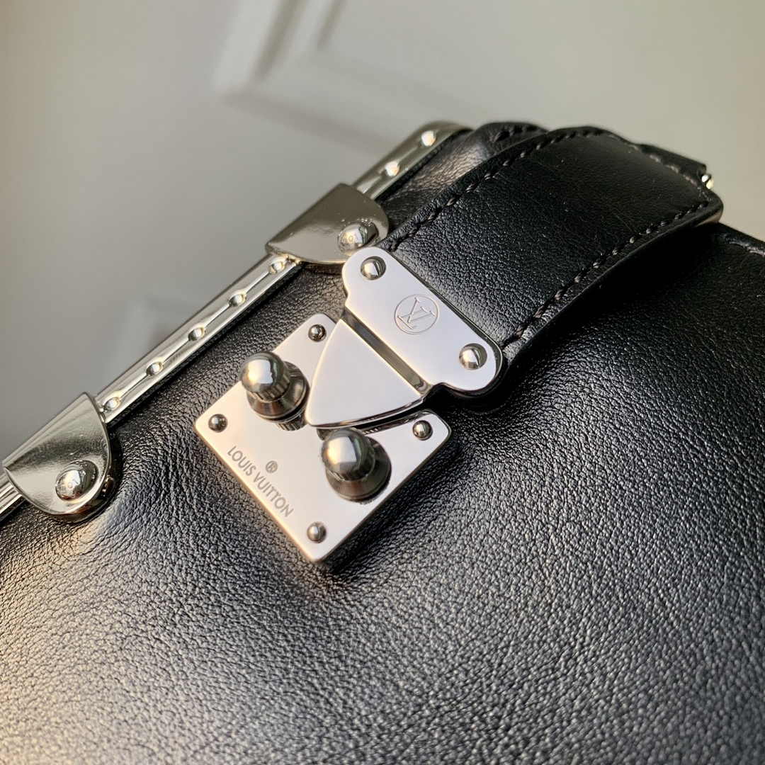 Louis Vuitton Slim Trunk M25445 Black Calf leather - Default Title - View 6