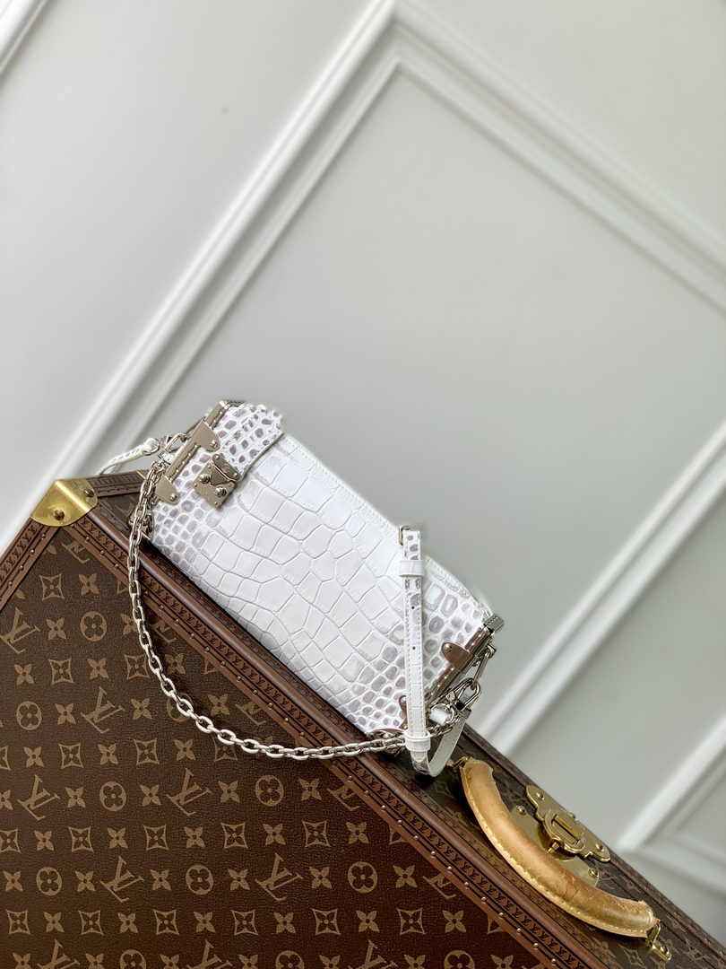 Louis Vuitton Slim Trunk M25445 Beige Crocodile leather - Default Title - View 1