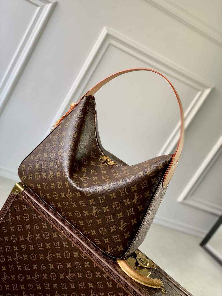 Louis Vuitton Slouchy MM Bag M12098