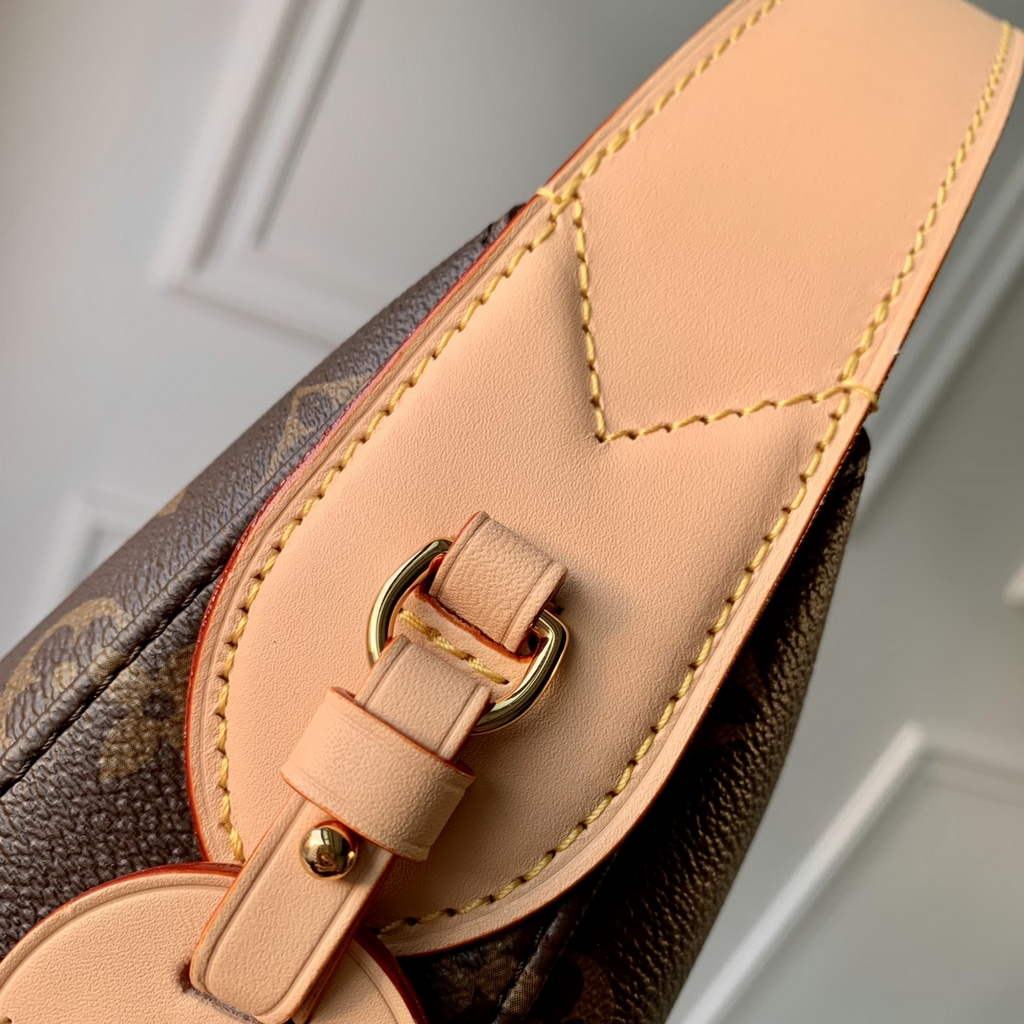 Louis Vuitton Slouchy MM Bag M12098