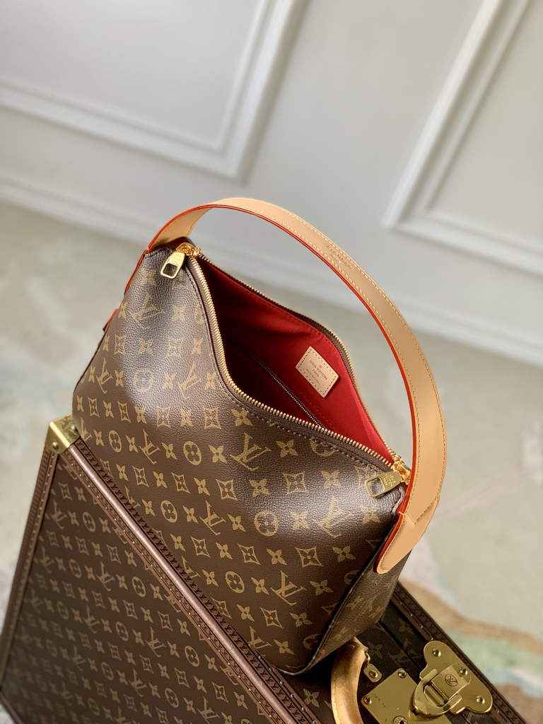 Louis Vuitton Slouchy PM Bag M11952