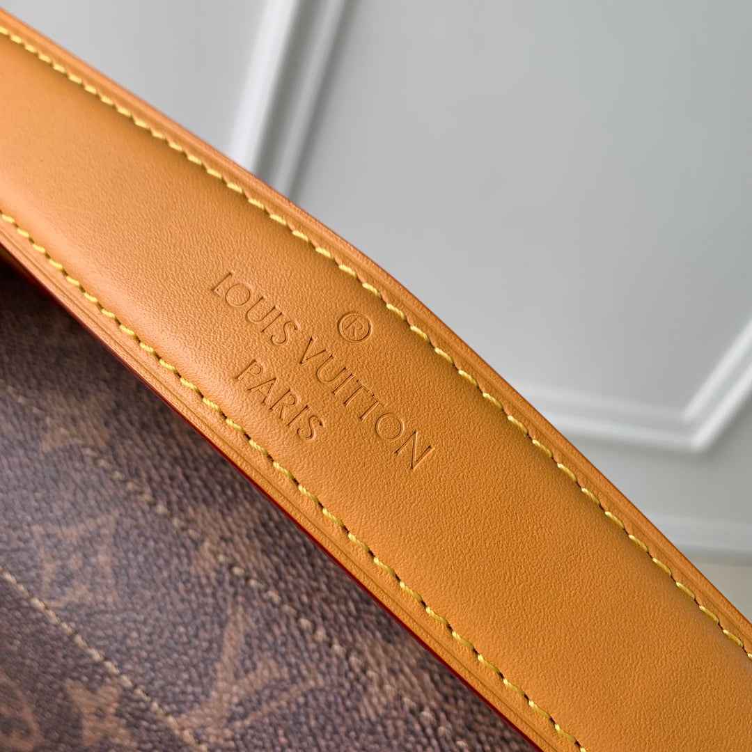 Louis Vuitton Soul Trunk East West M11536 - Default Title - View 3