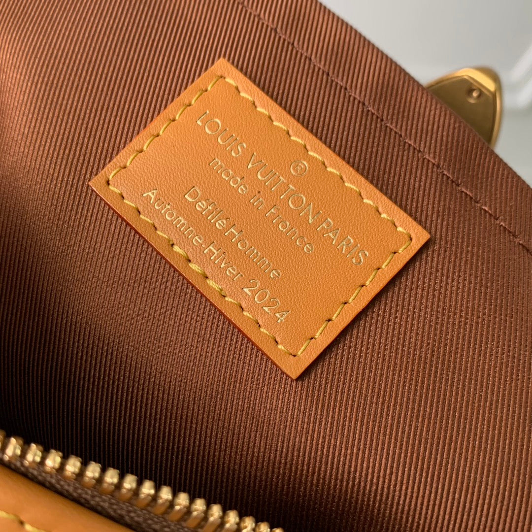 Louis Vuitton Soul Trunk East West M11536 - Default Title - View 8