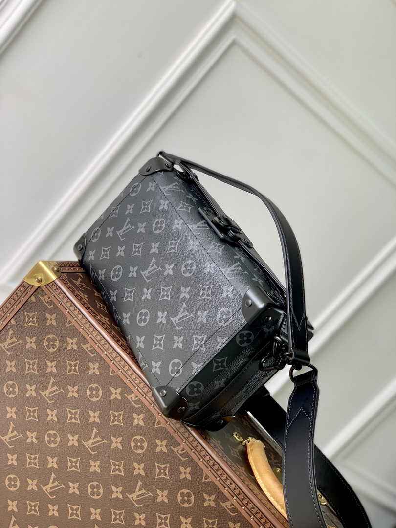 Louis Vuitton Soul Trunk East West M11744 - Default Title - View 2