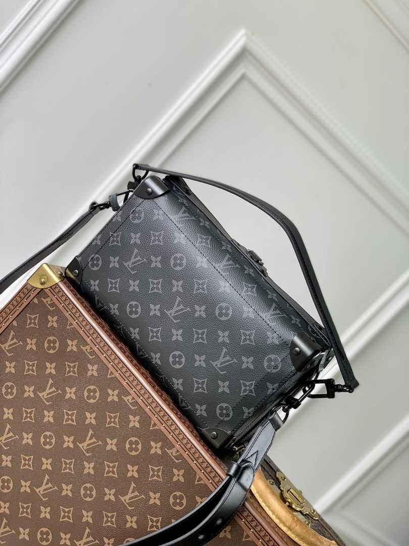 Louis Vuitton Soul Trunk East West M11744 - Default Title - View 3