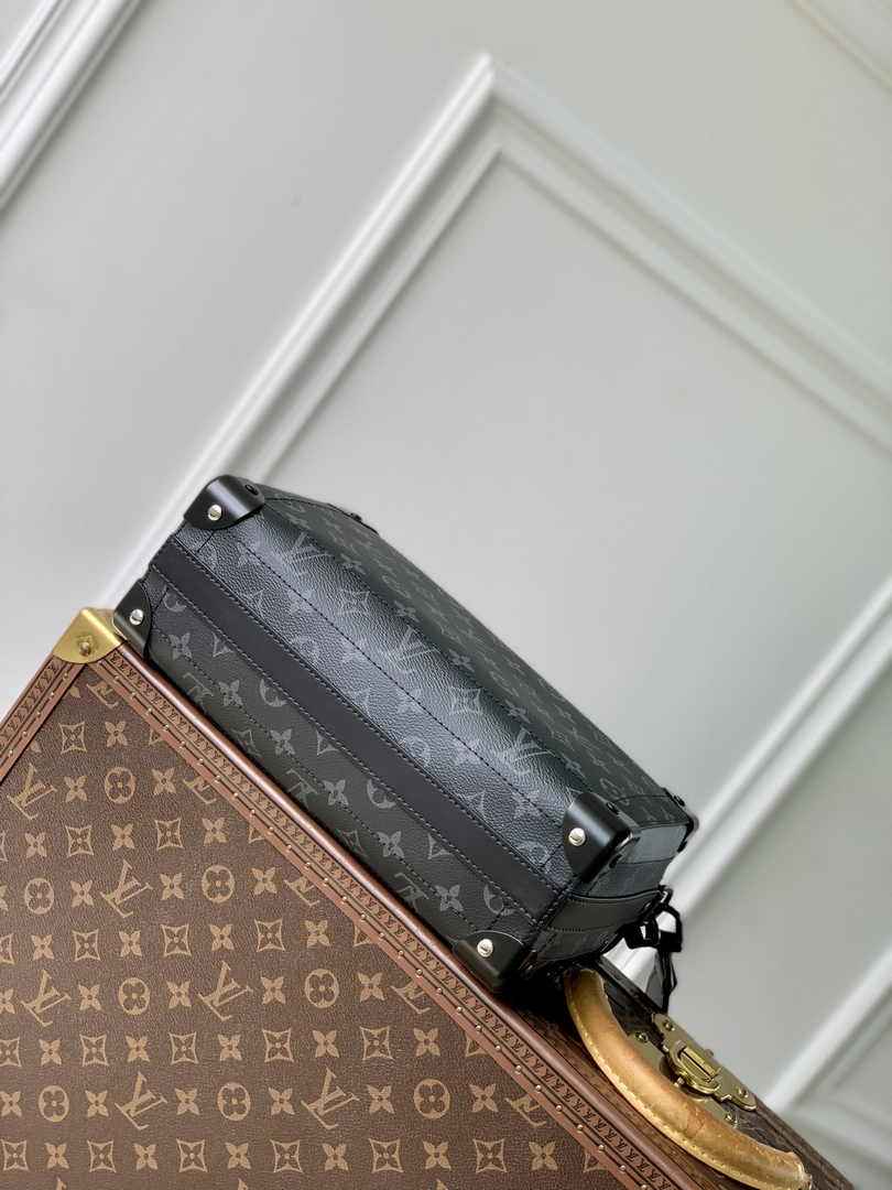 Louis Vuitton Soul Trunk East West M11744 - Default Title - View 4