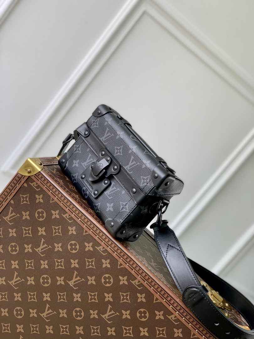 Louis Vuitton Soul Trunk M11743 Monogram canvas - Default Title - View 2