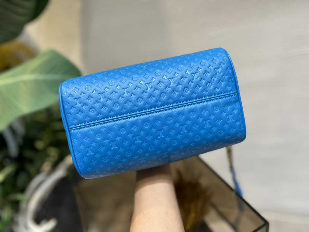 Louis Vuitton Speedy Bandoulière 20 Bag M22596 Monogram Leather