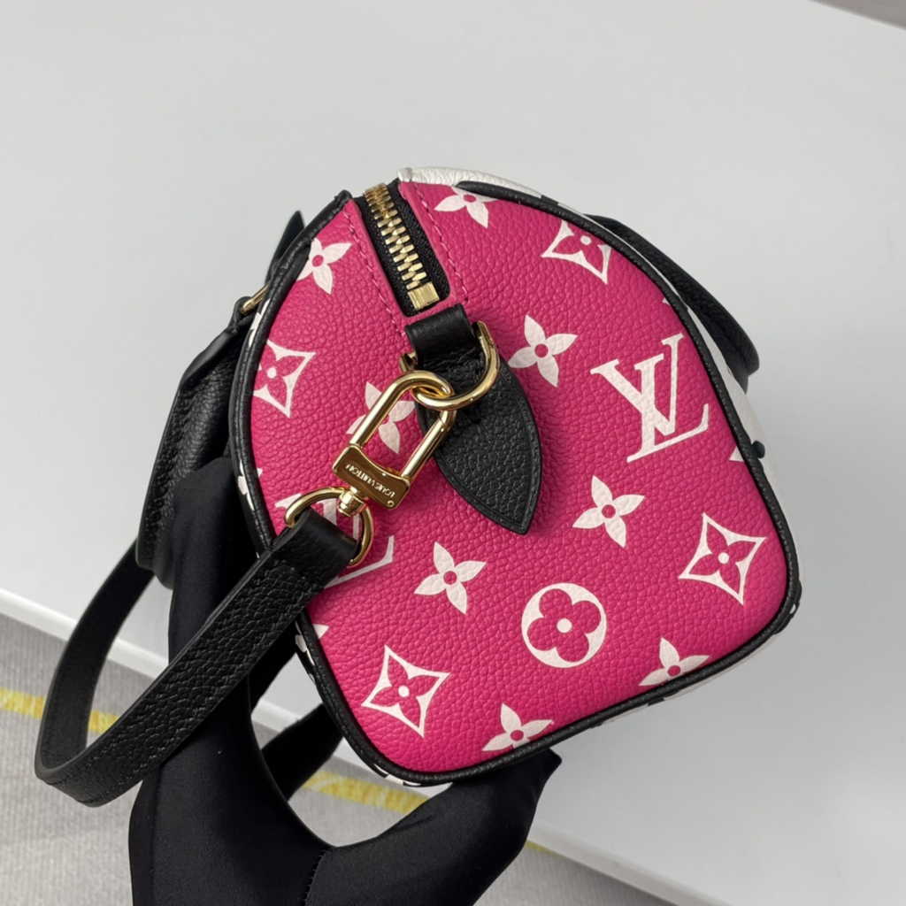 Louis Vuitton Speedy Bandoulière 20 Bag M46088 Monogram Black White