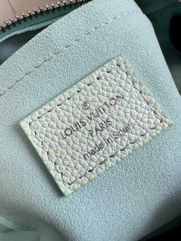 Louis Vuitton Speedy Bandoulière 20 Bag M46092 Monogram leather