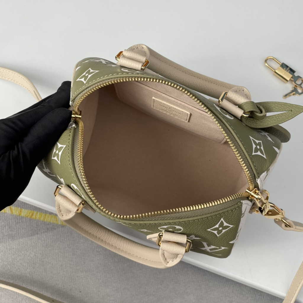 Louis Vuitton Speedy Bandoulière 20 Bag M46118 Monogram Kaki Beige