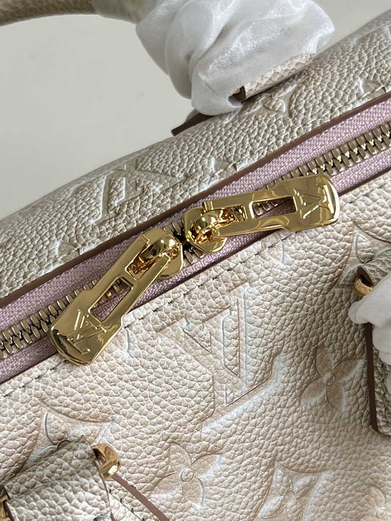 Louis Vuitton Speedy Bandoulière 20 Bag M46163 Monogram leather