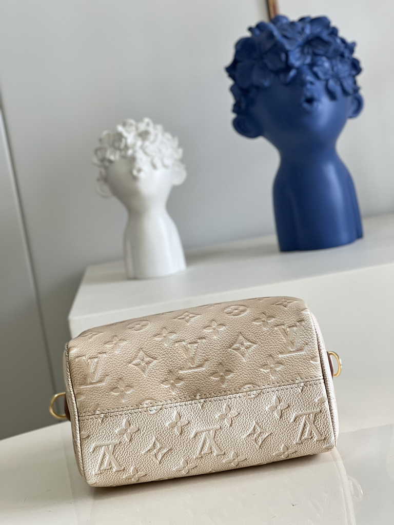 Louis Vuitton Speedy Bandoulière 20 Bag M46163 Monogram leather