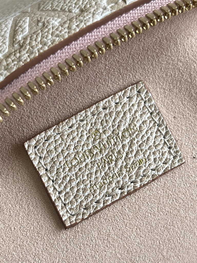 Louis Vuitton Speedy Bandoulière 20 Bag M46163 Monogram leather
