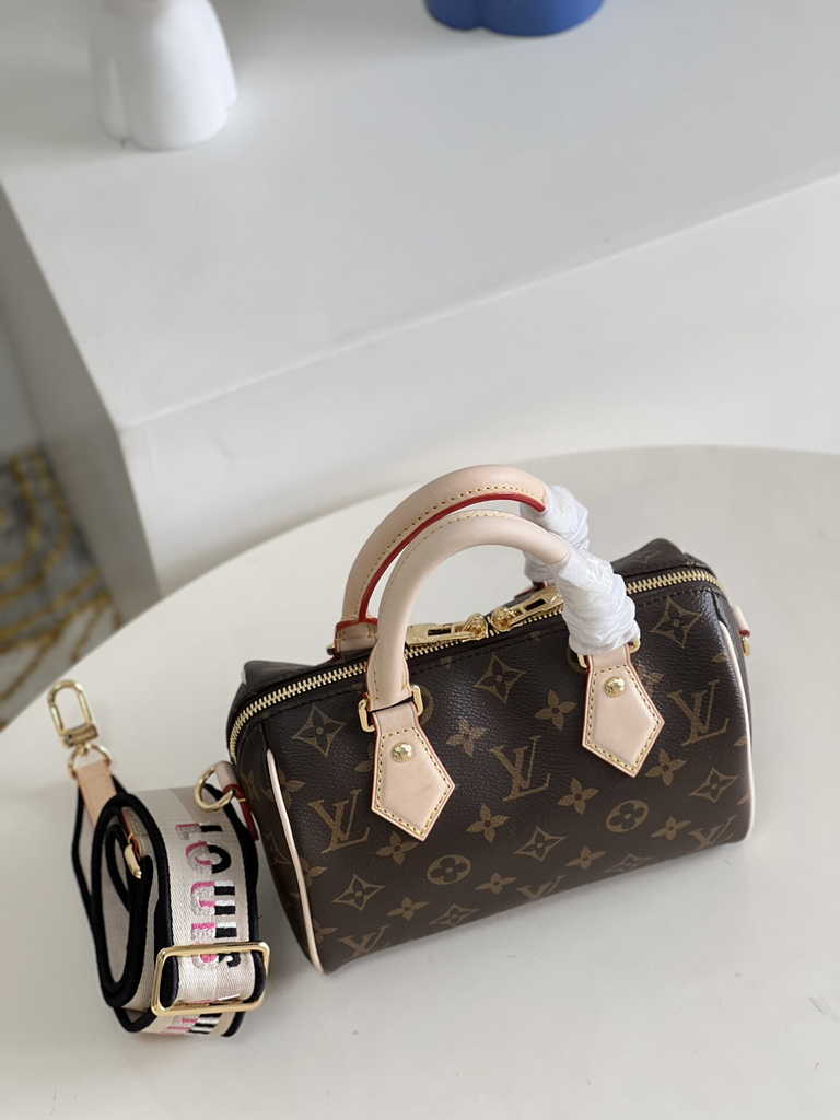 Louis Vuitton Speedy Bandoulière 20 Bag M46234 Monogram canvas