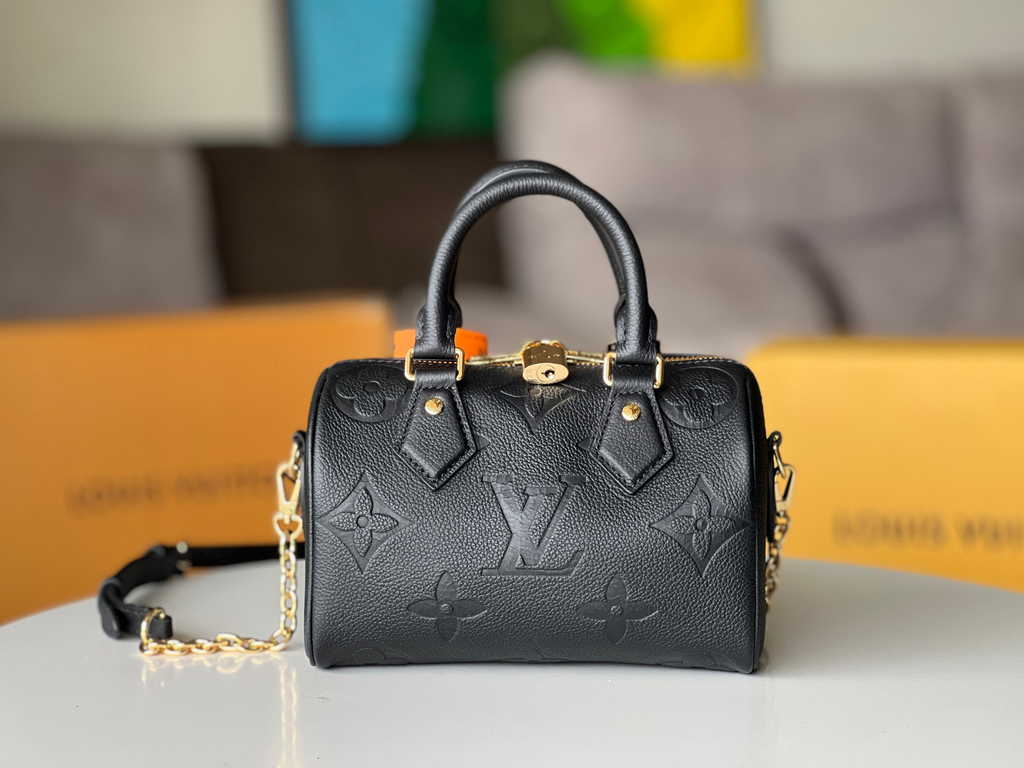 Louis Vuitton Speedy Bandoulière 20 Bag M58953 Monogram leather