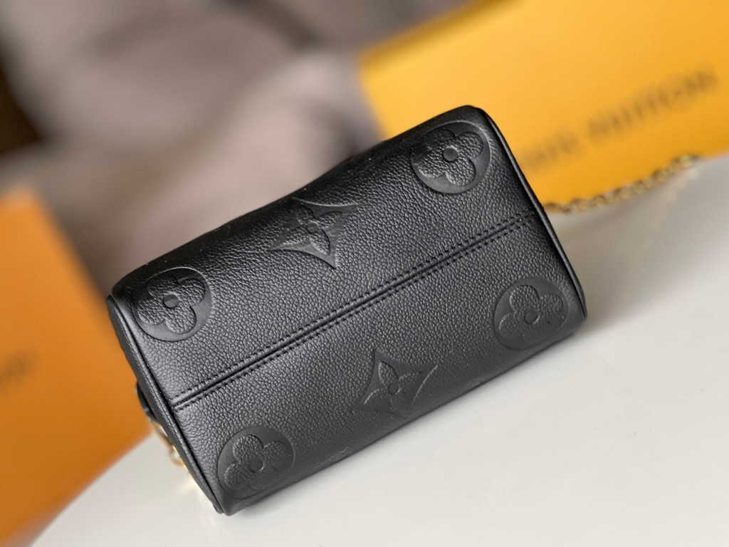 Louis Vuitton Speedy Bandoulière 20 Bag M58953 Monogram leather