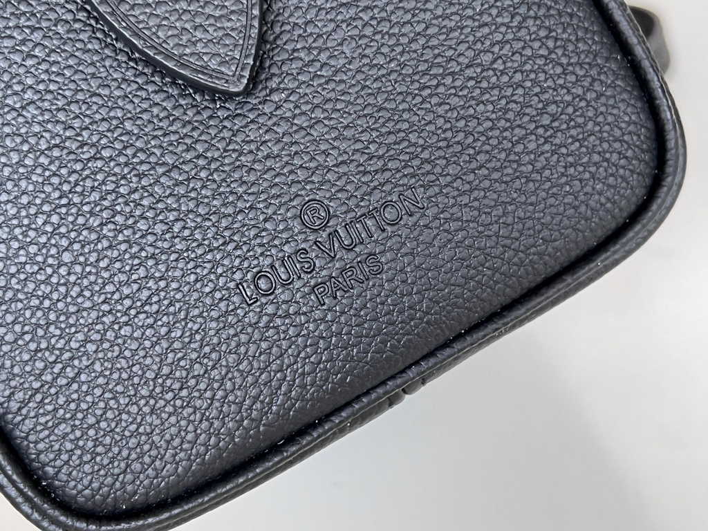 Louis Vuitton Speedy Bandoulière 20 Bag M58953 Monogram leather