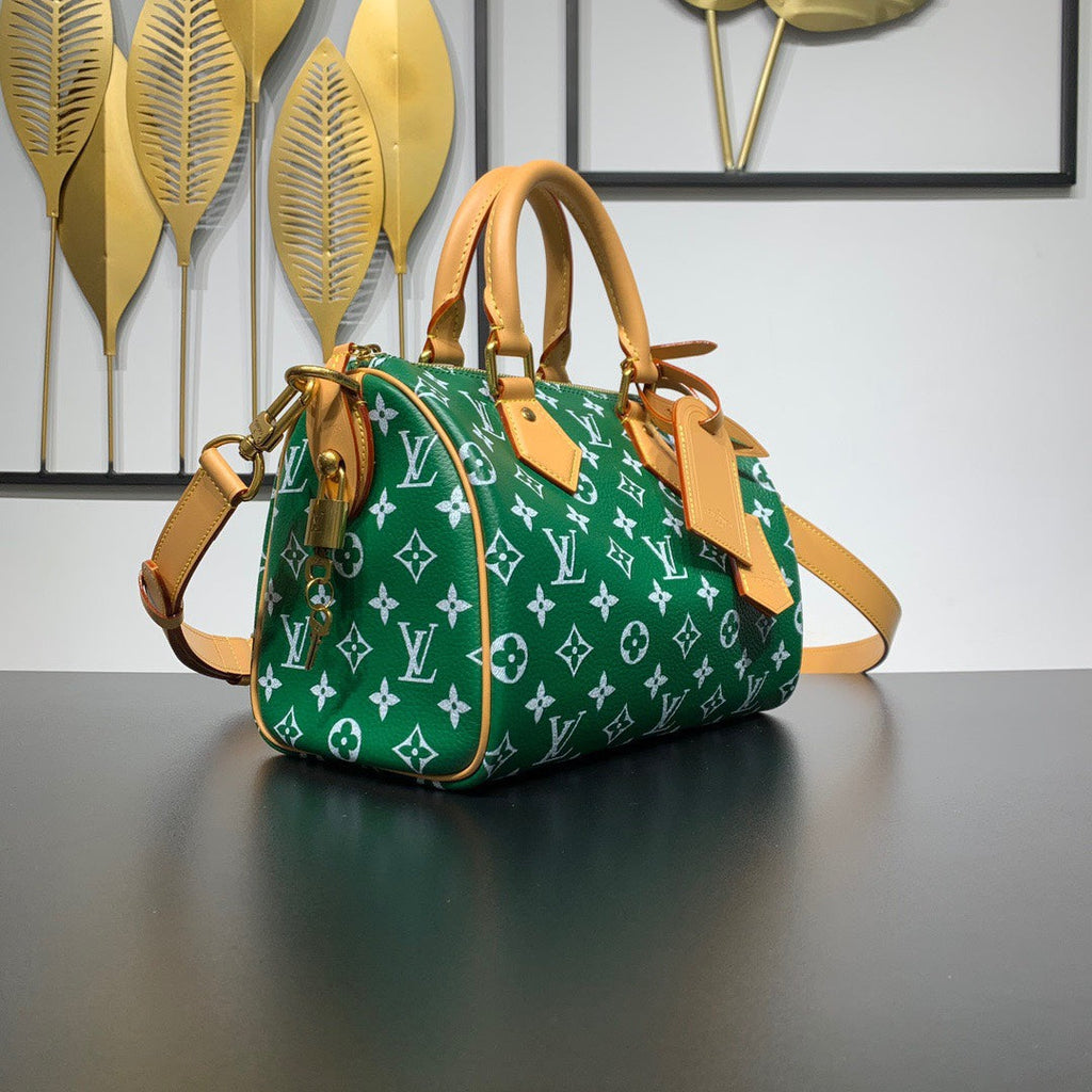 Louis Vuitton Speedy P9 Bandoulière 25 Bag M24423 Green Soft calfskin