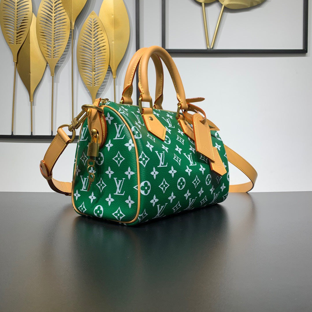 Louis Vuitton Speedy P9 Bandoulière 25 Bag M24423 Green Soft calfskin