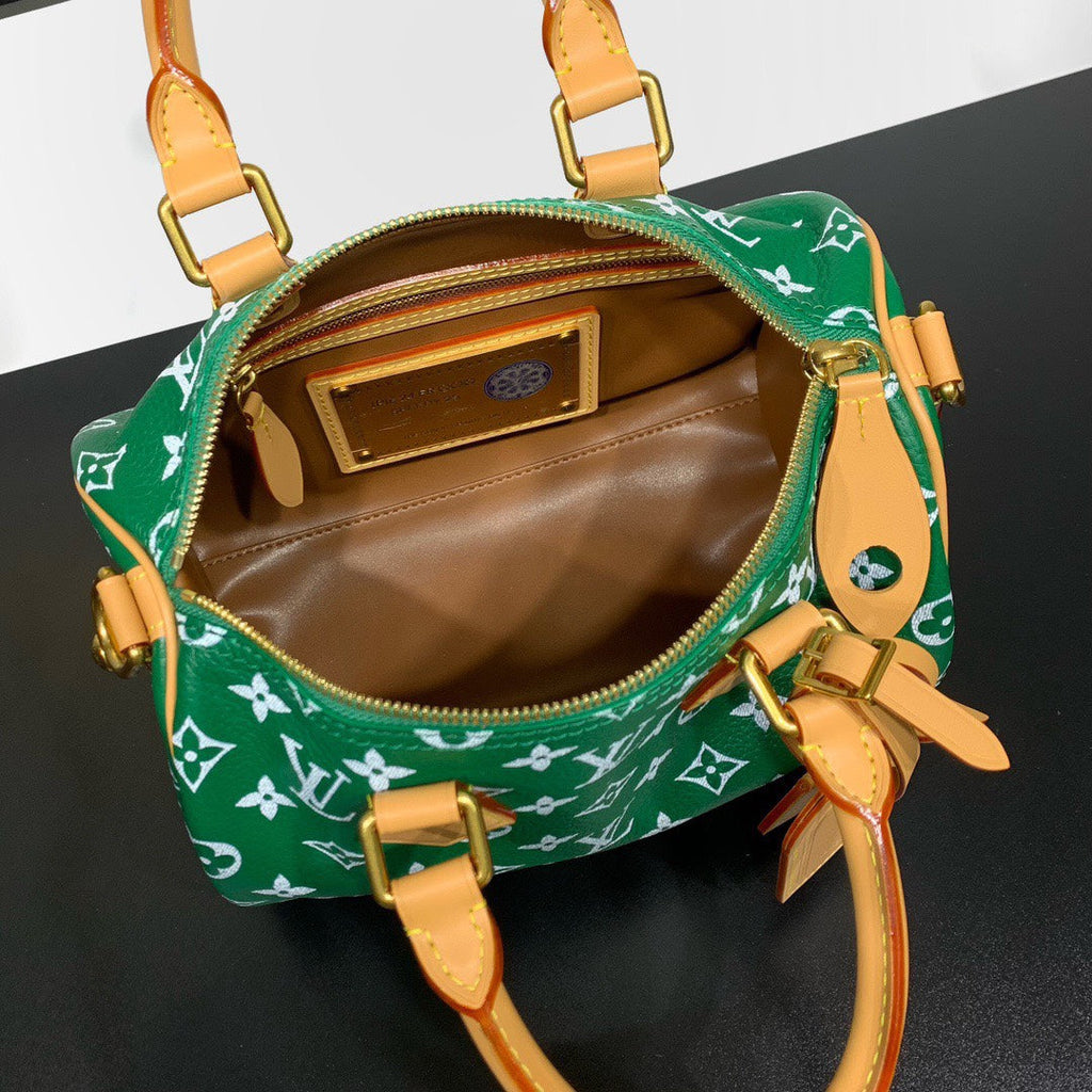 Louis Vuitton Speedy P9 Bandoulière 25 Bag M24423 Green Soft calfskin