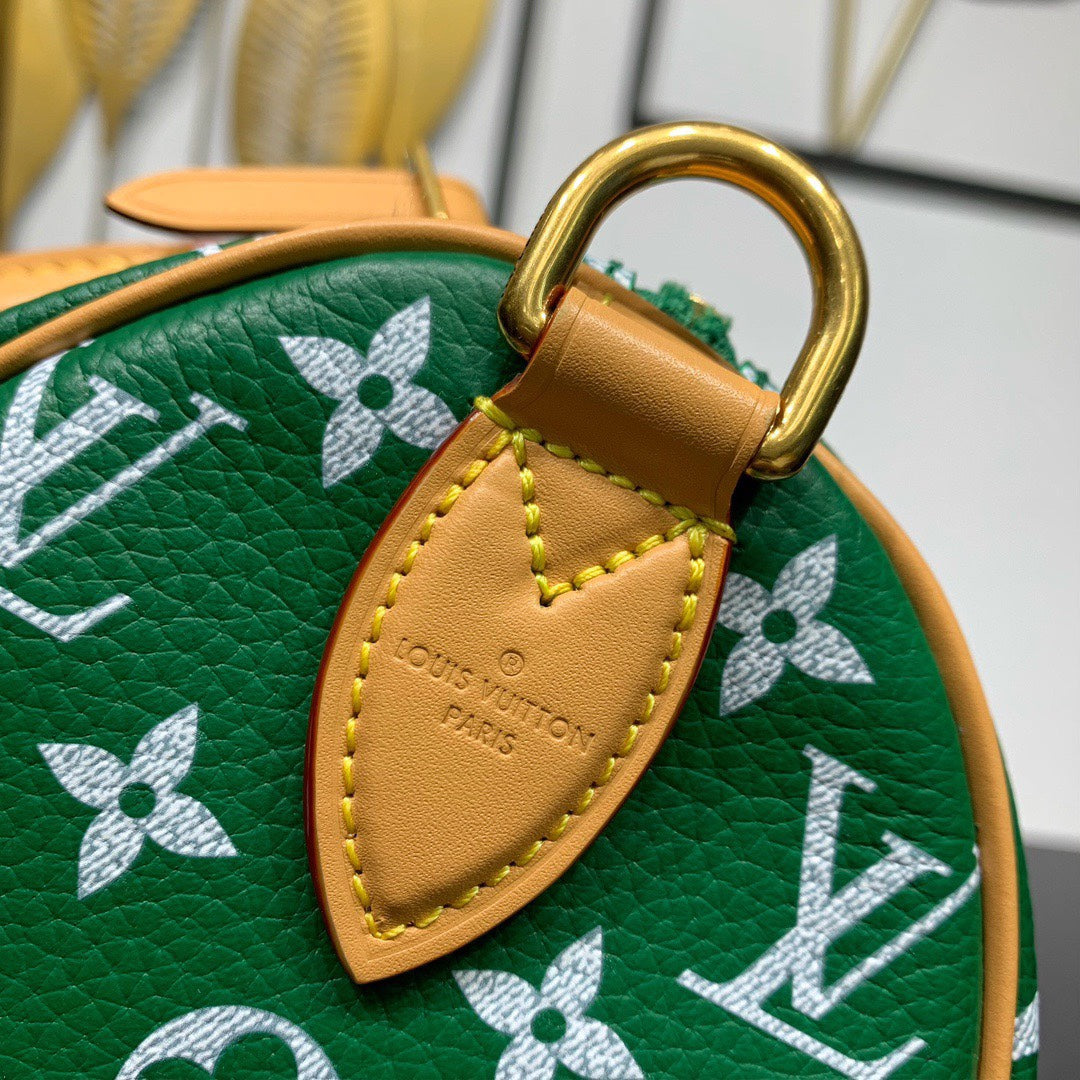 Louis Vuitton Speedy P9 Bandoulière 25 Bag M24423 Green Soft calfskin