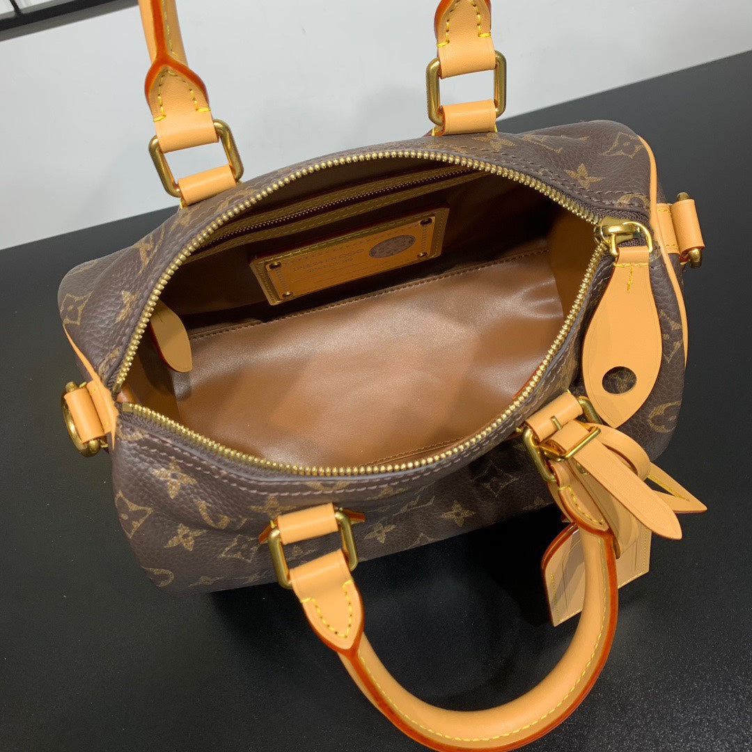Louis Vuitton Speedy P9 Bandoulière 25 Bag M24443 Monogram