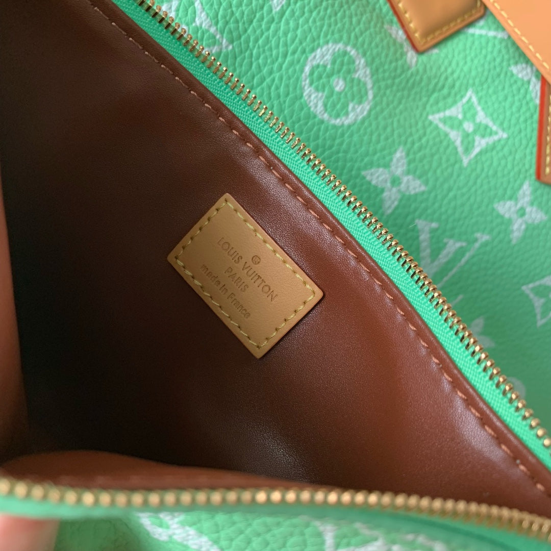 Louis Vuitton Speedy P9 Bandoulière 40 M24417 Green