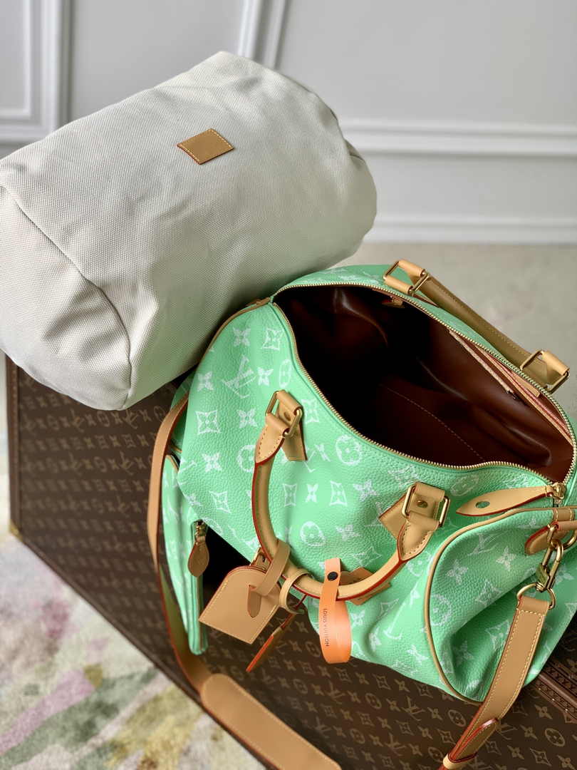 Louis Vuitton Speedy P9 Bandoulière 40 M24417 Green