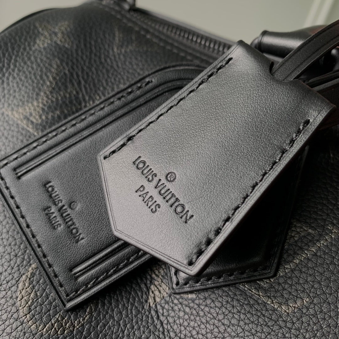 Louis Vuitton Speedy P9 Bandoulière 40 M24422 Monogram Black