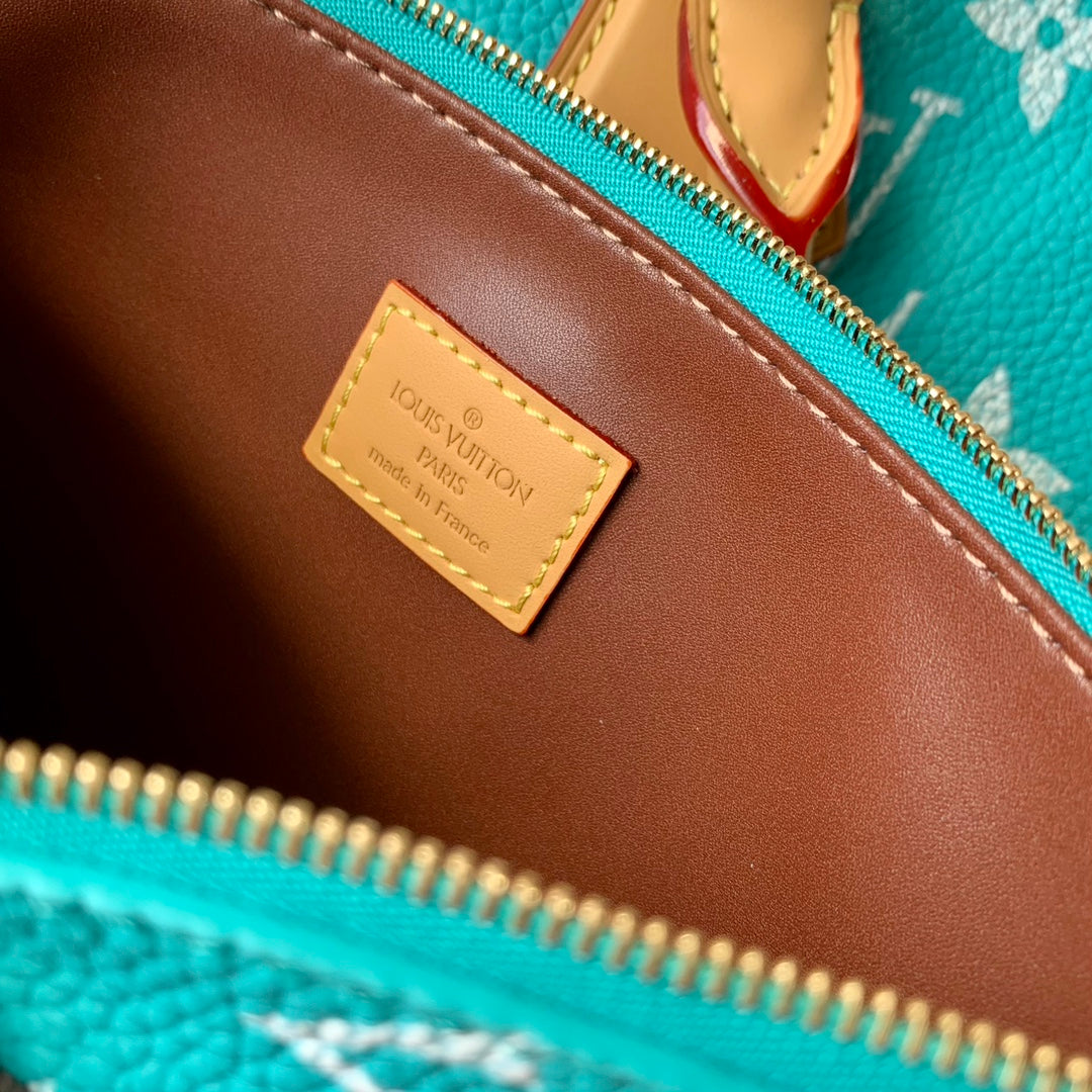Louis Vuitton Speedy P9 Bandoulière 40 M11564