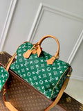Louis Vuitton Speedy P9 Bandoulière 40 M24417 Green Soft calfskin