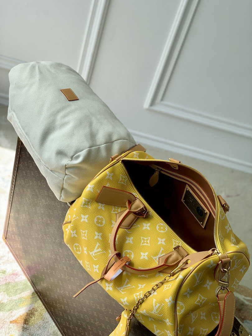 Louis Vuitton Speedy P9 Bandoulière 40 M24419 Yellow Soft calfskin