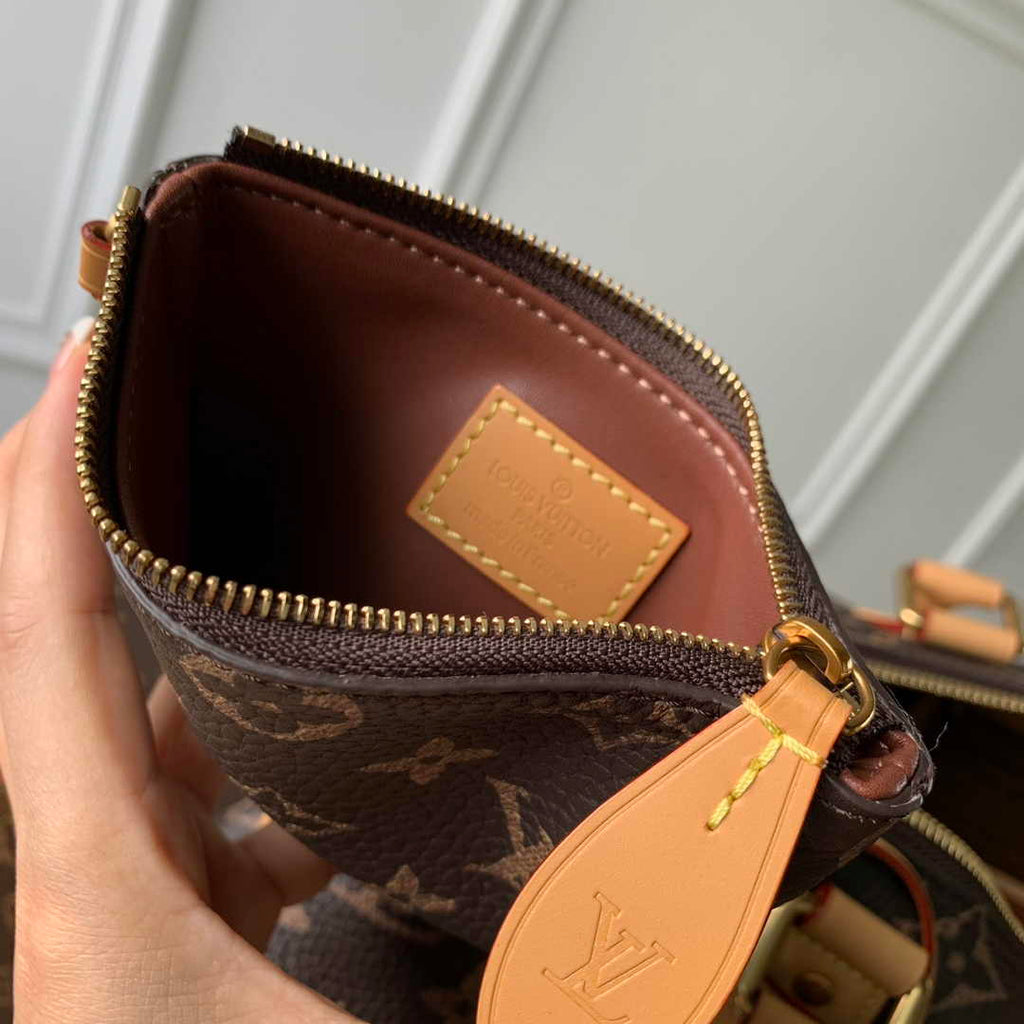 Louis Vuitton Speedy P9 Bandoulière 40 M24422 Monogram