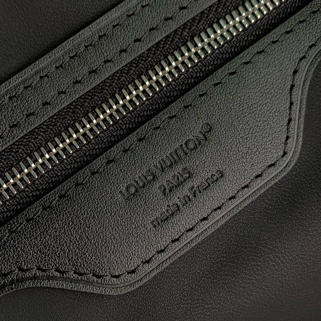 Louis Vuitton Speedy Soft 30 Dark M12243