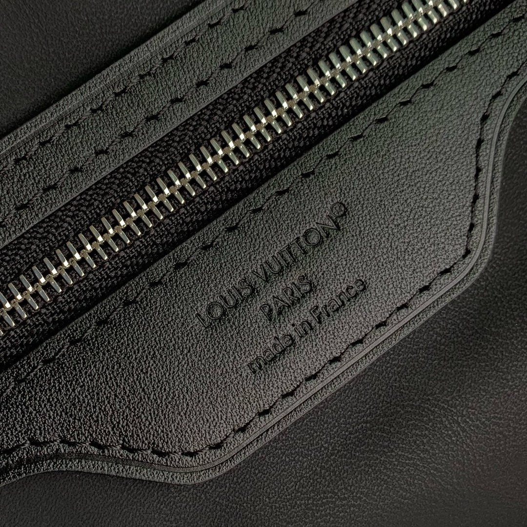 Louis Vuitton Speedy Soft 30 Dark M12243