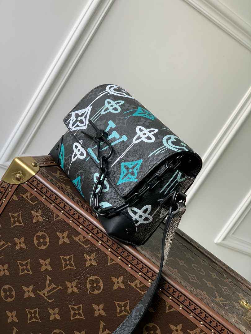 Louis Vuitton Steamer Wearable Wallet M81852 Leather