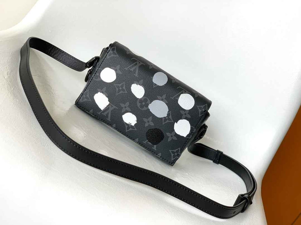 Louis Vuitton Steamer Wearable Wallet M81935 Leather