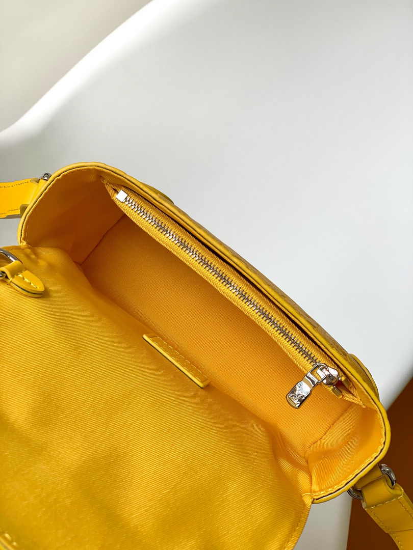 Louis Vuitton Steamer Wearable Wallet M82917 Yellow Leather