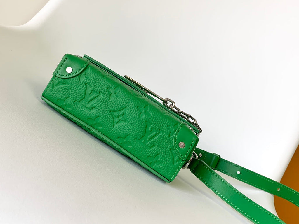 Louis Vuitton Steamer Wearable Wallet M82918 Green Leather