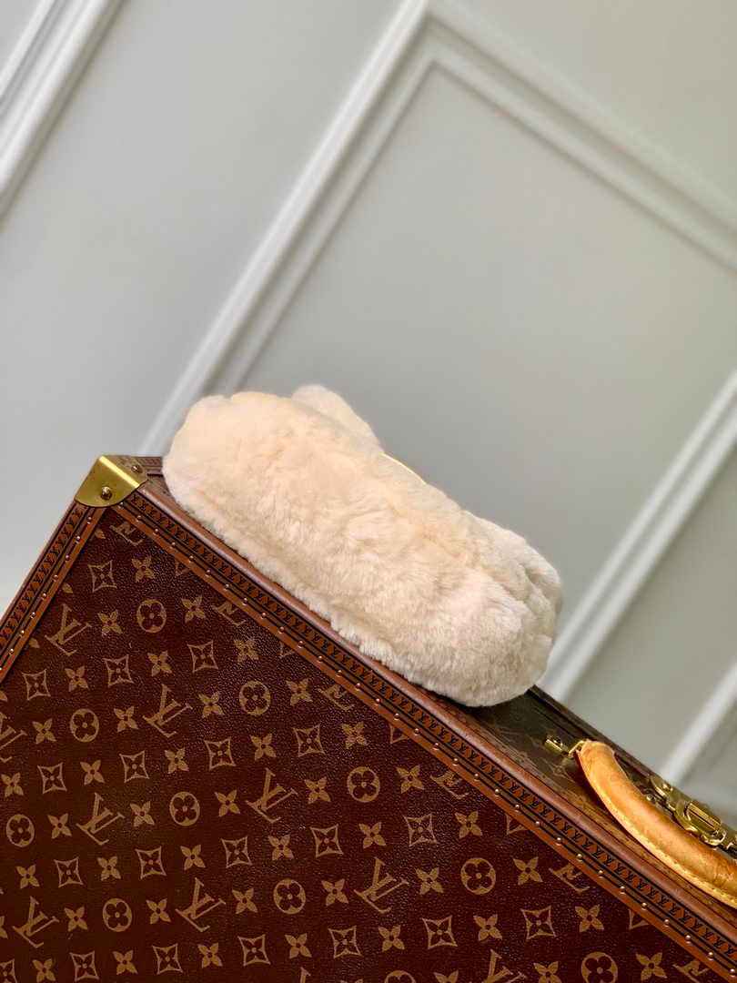 Louis Vuitton Sunset Bag M12097