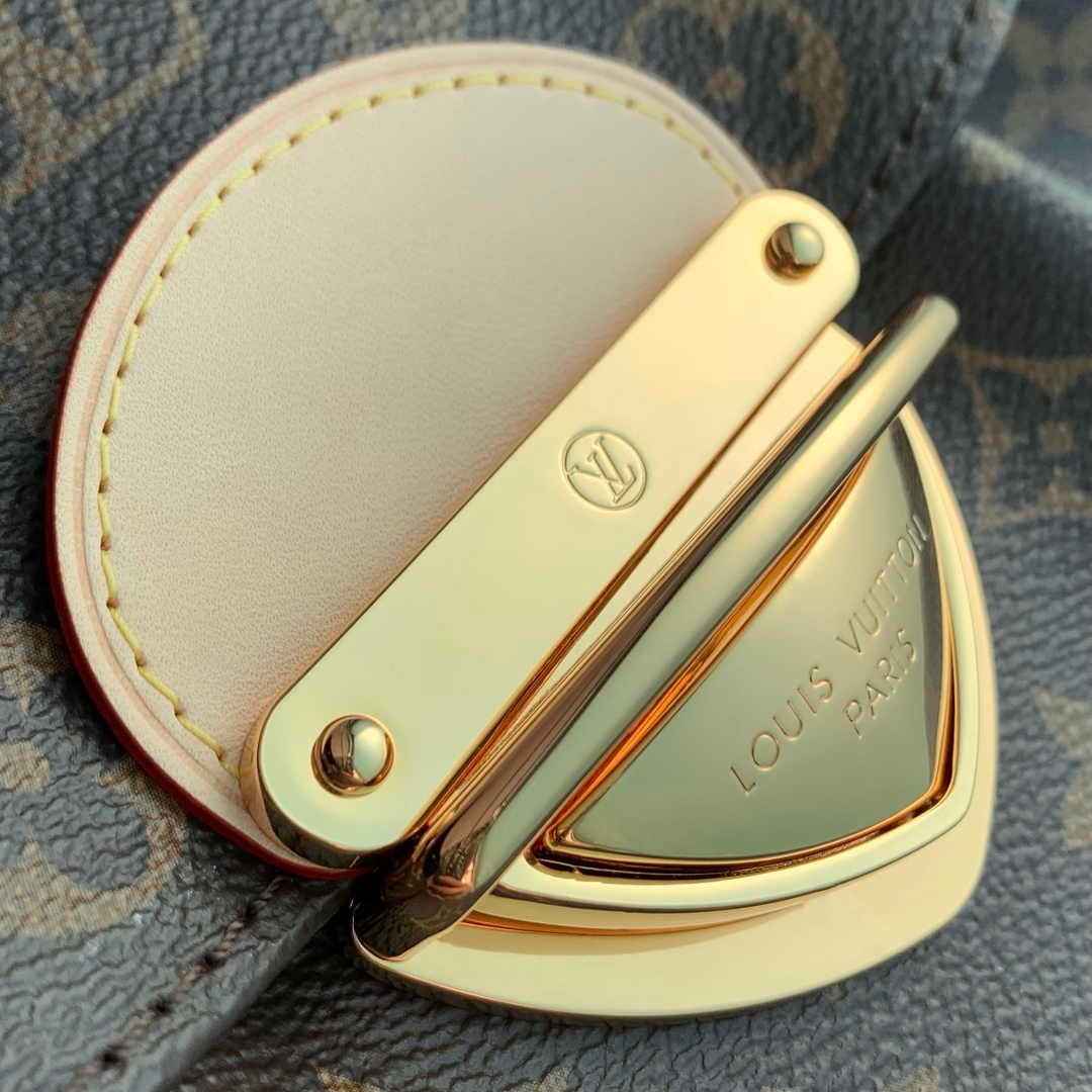 Louis Vuitton Sunset Bag M13617