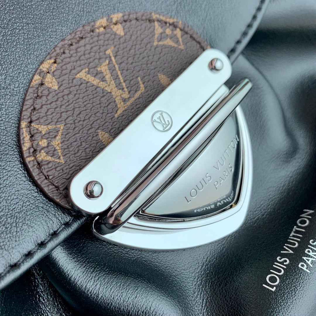 Louis Vuitton Sunset Bag M12192