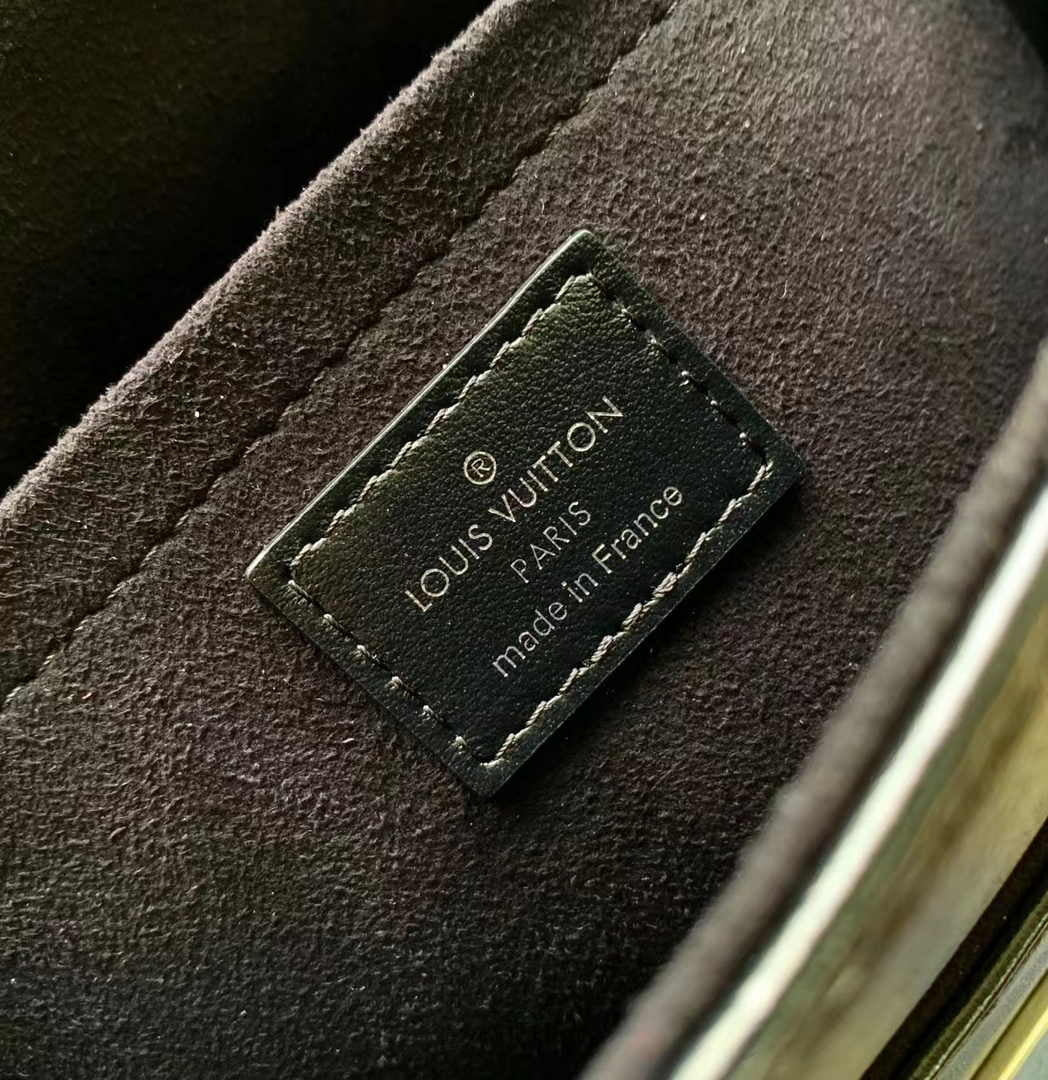 Louis Vuitton Sunset Bag M12192