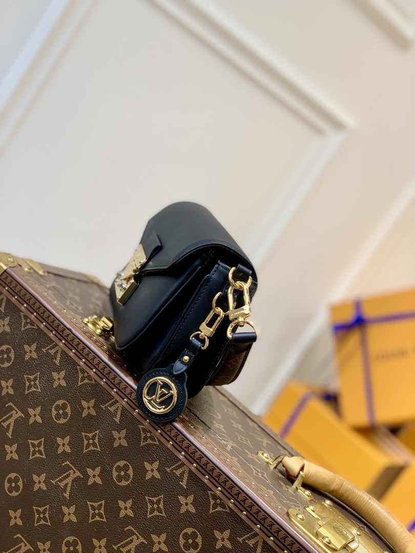 Louis Vuitton Swing Shoulder Bag M20393 Black Leather - Default Title - View 3