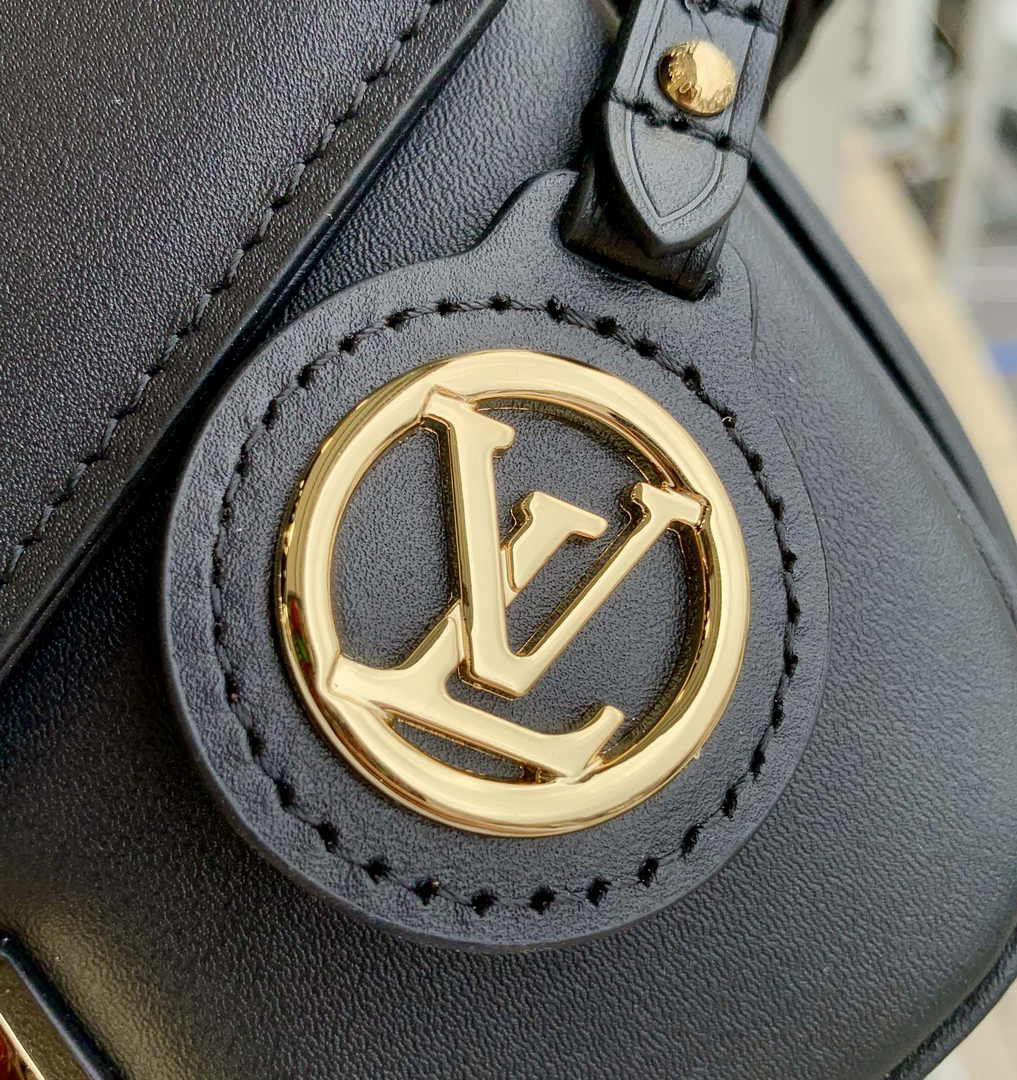 Louis Vuitton Swing Shoulder Bag M20393 Black Leather - Default Title - View 6