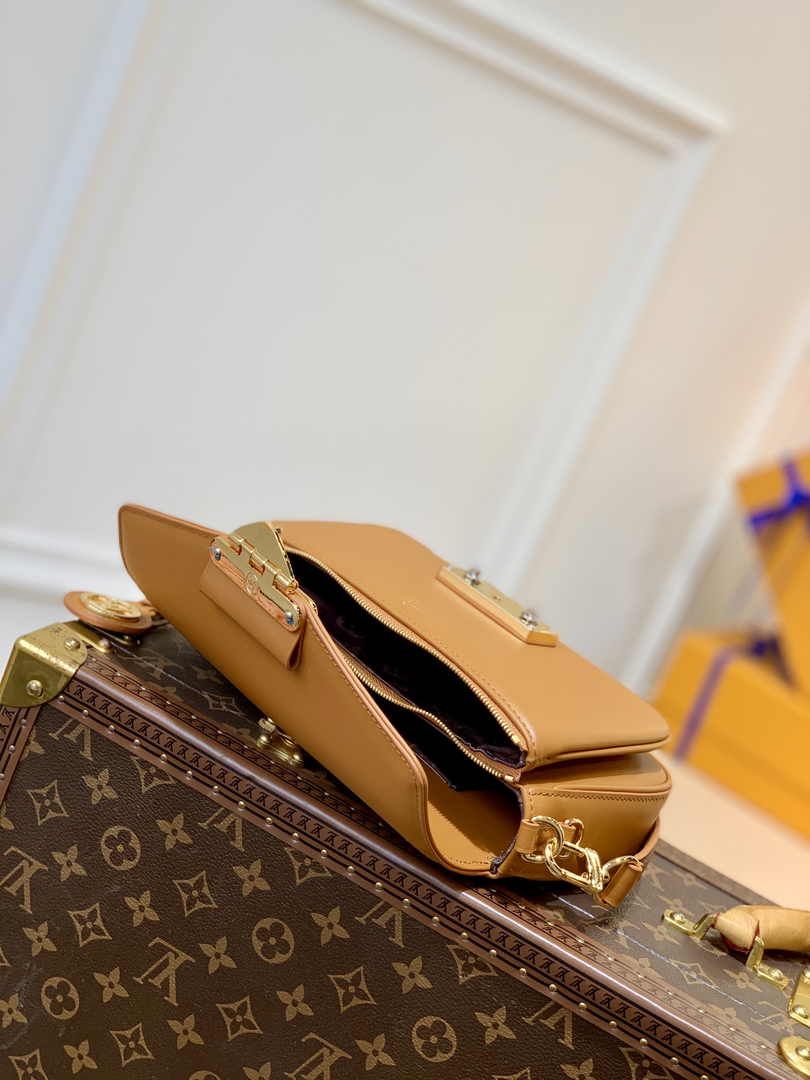 Louis Vuitton Swing Shoulder Bag M20396 Brown Leather - Default Title - View 8